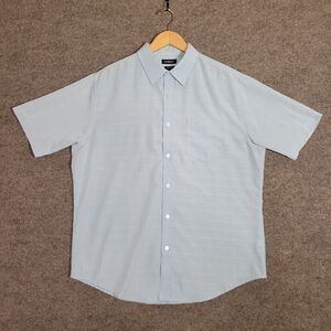 Men's Light Blue Short‎ Sleeve Shirt